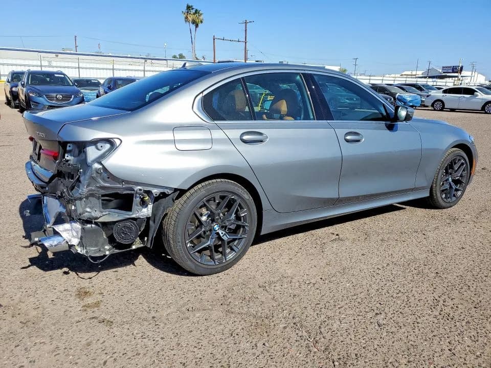 BMW 330XI