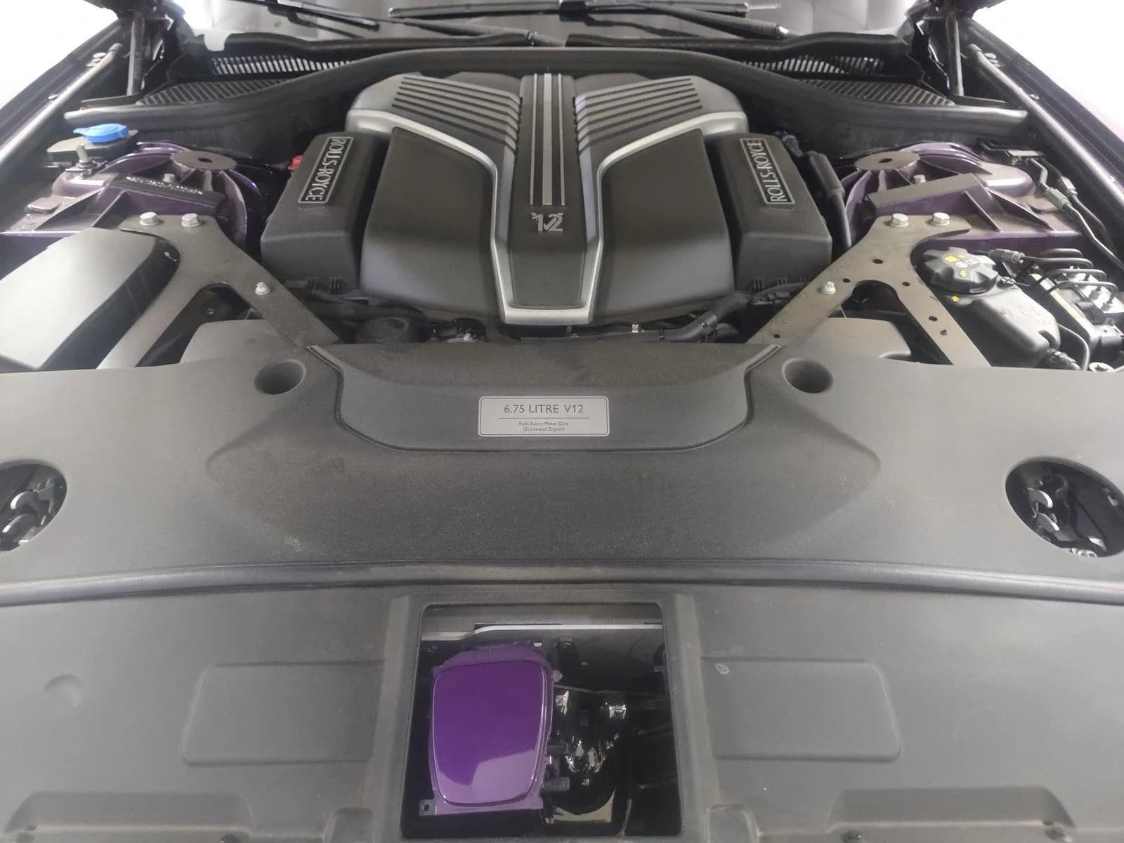 Rolls-Royce Ghost Black Badge