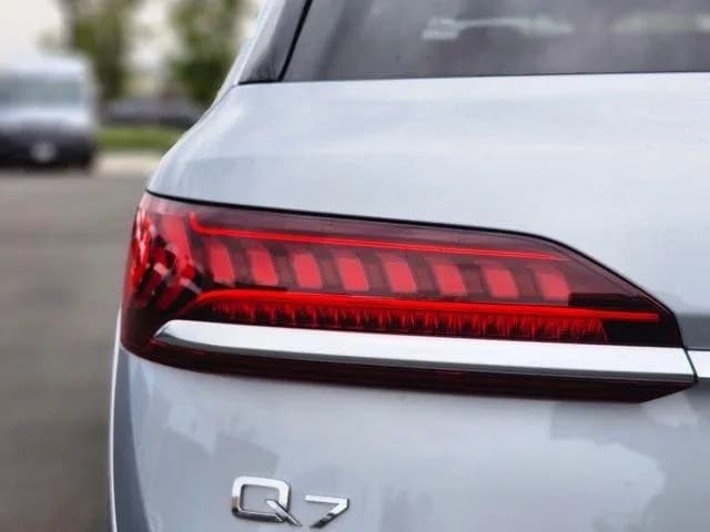 Audi Q7 55 Premium Plus