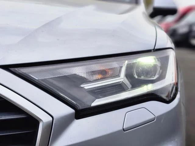 Audi Q7 55 Premium Plus