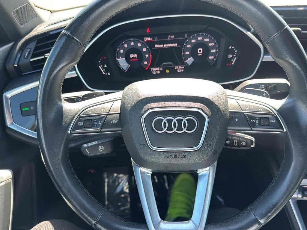 Audi Q3 Premium 45 TFSI S line quattro Tiptronic