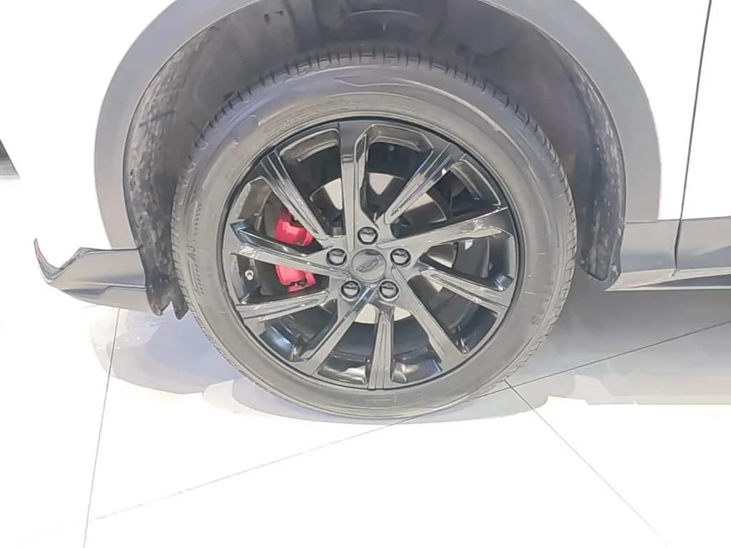 Geely Binyue (Coolray) 1.5T DCT Diamond Edition