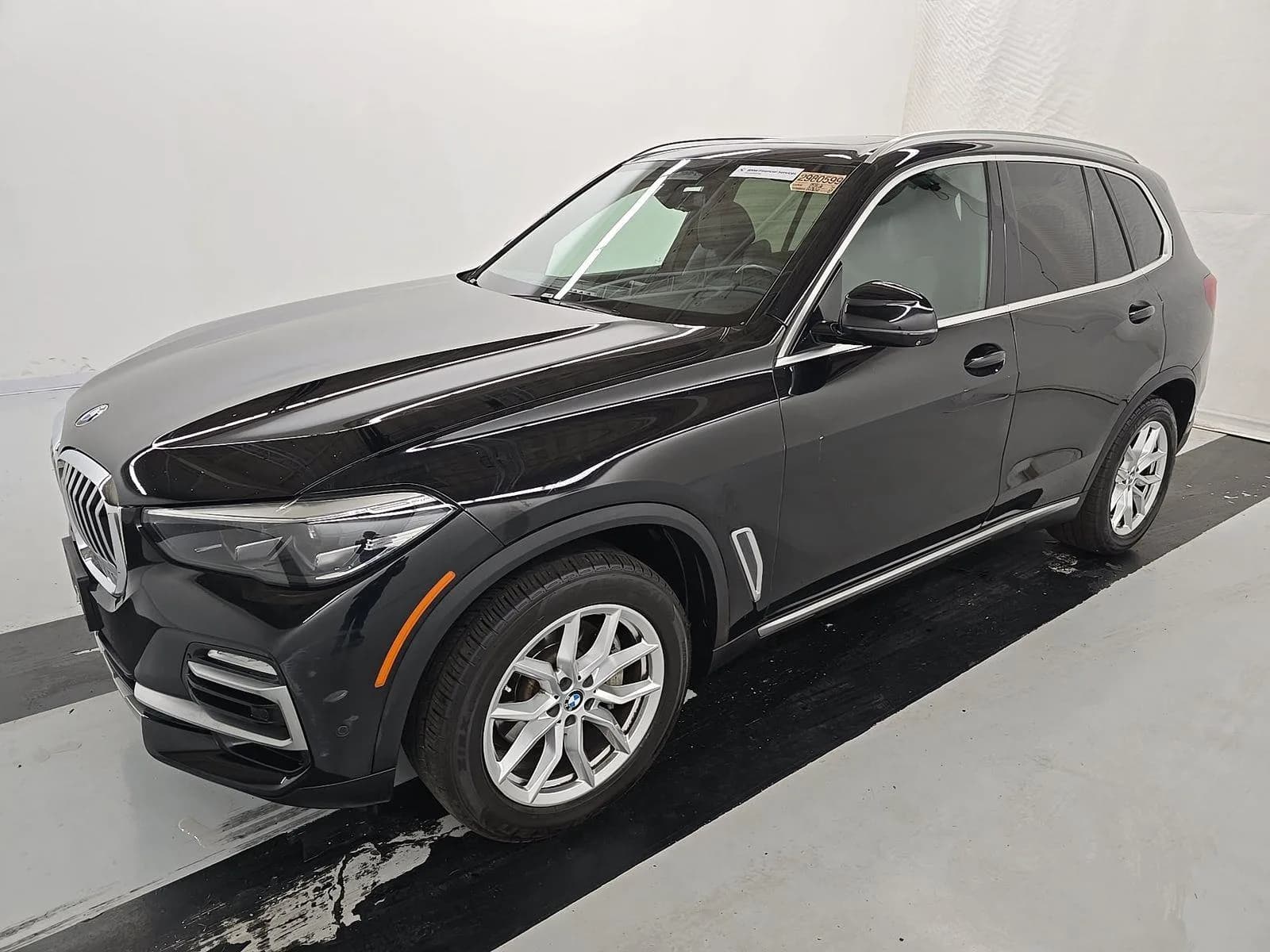 BMW X5 xDrive40i — фото 1