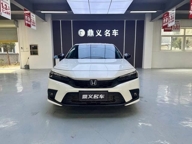 Honda Civic HATCHBACK 240TURBO CVT — фото 2