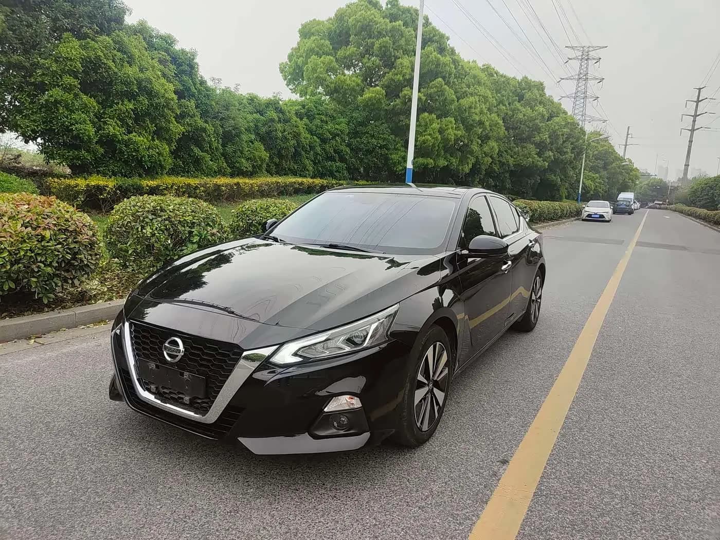 Nissan 2.0L XL Comfort Edition — фото 2