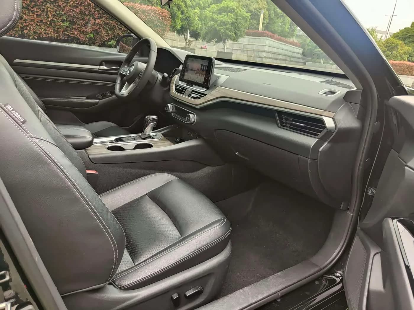 Nissan 2.0L XL Comfort Edition
