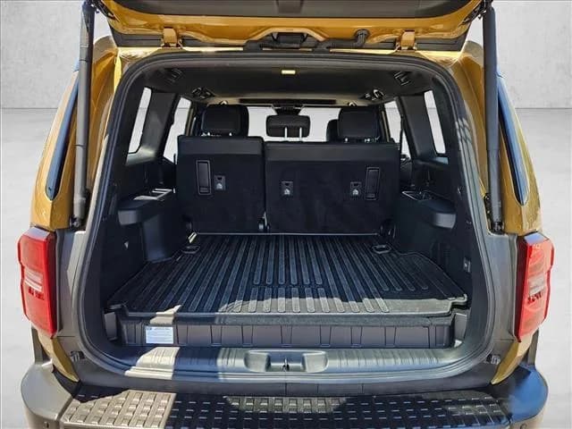 Toyota Land Cruiser base