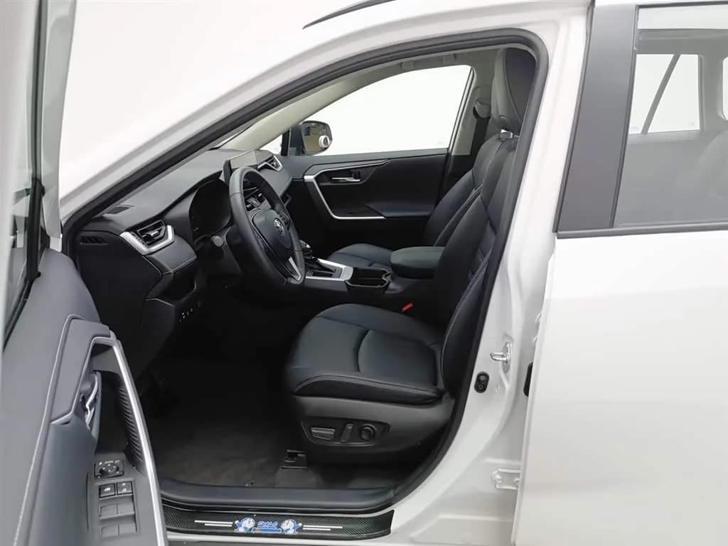 Toyota Rongfang 2.0L CVT 2WD 20th Anniversary Platinum Edition