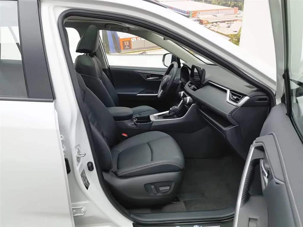 Toyota Rongfang 2.0L CVT 2WD 20th Anniversary Platinum Edition