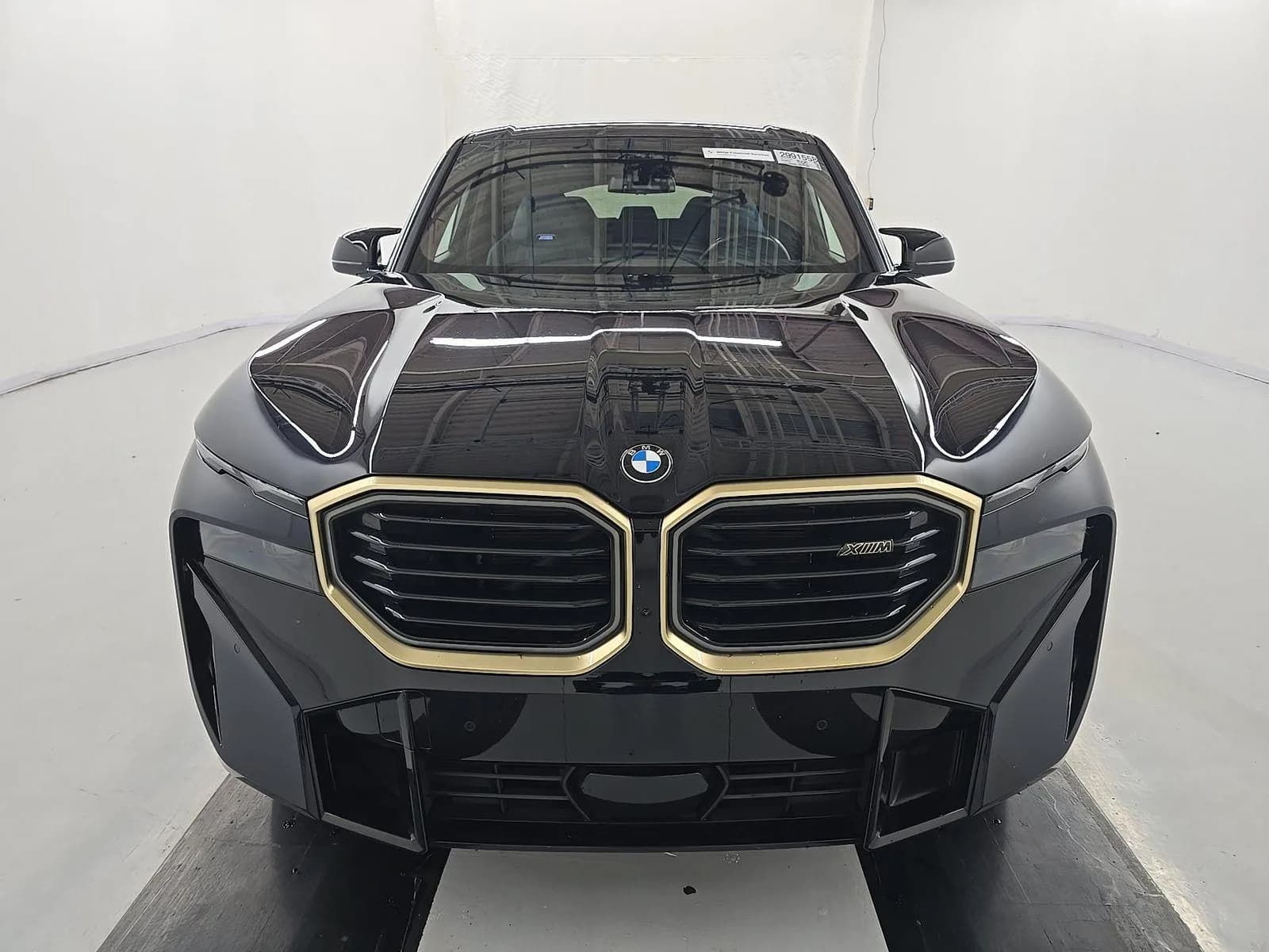 BMW XM Base