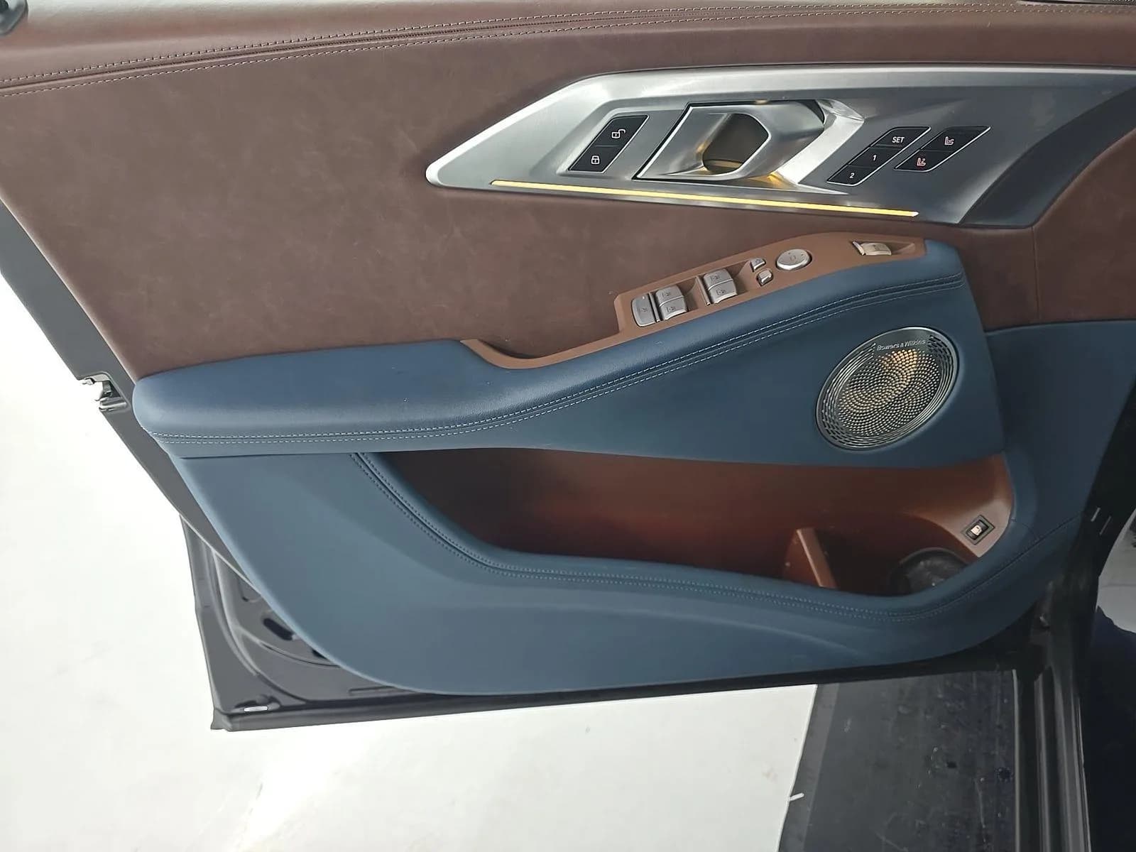 BMW XM Base