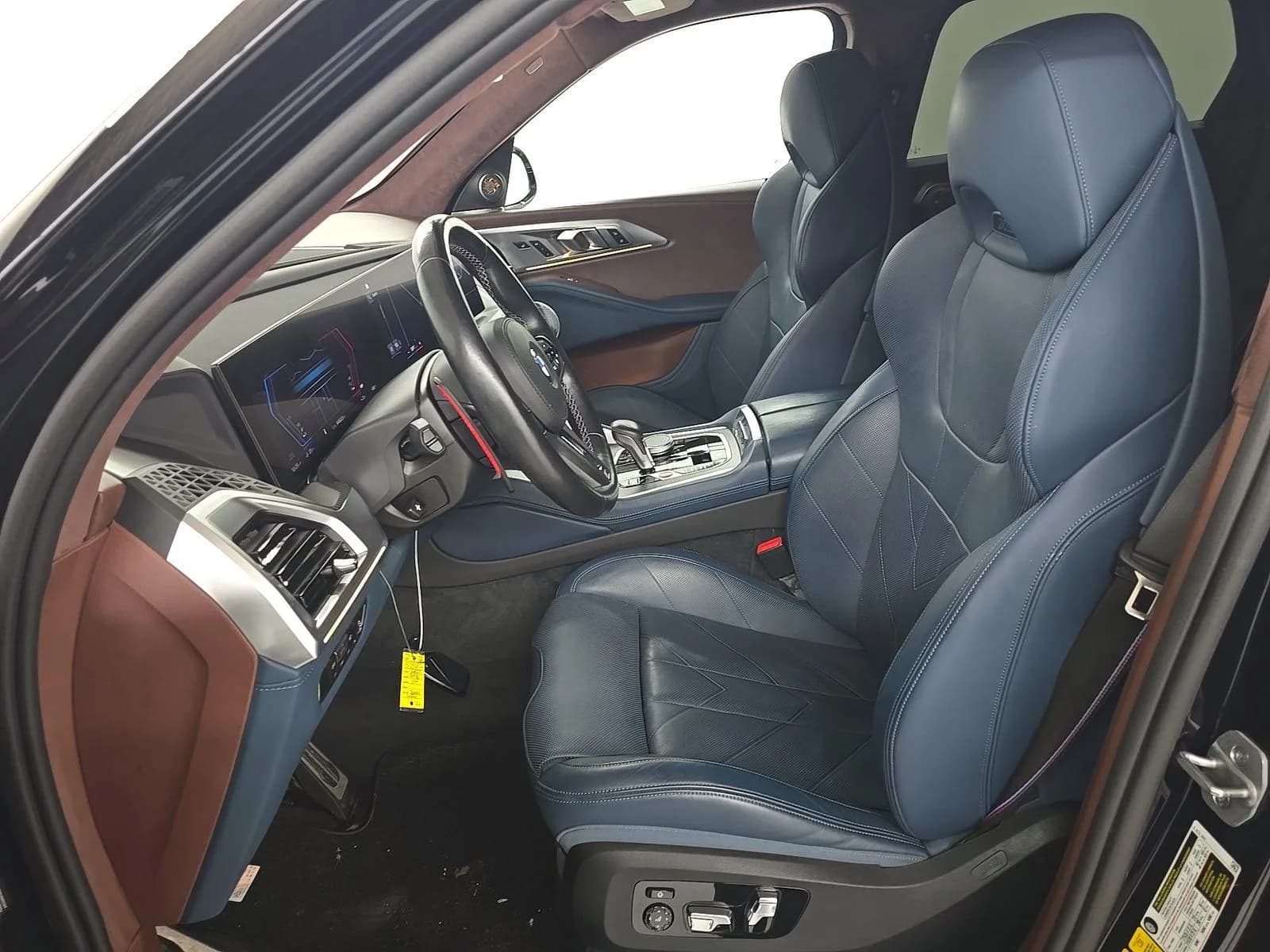 BMW XM Base