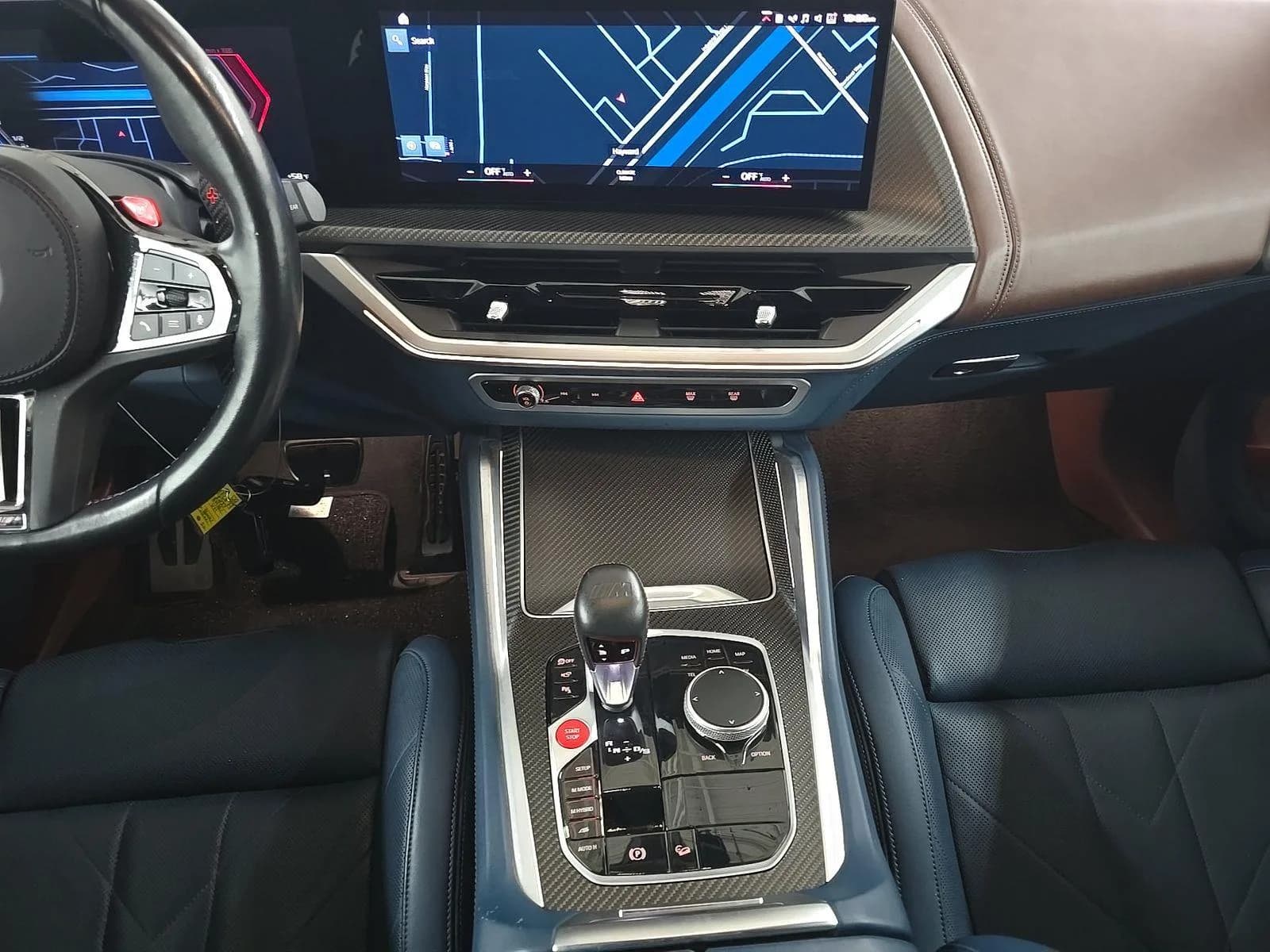 BMW XM Base