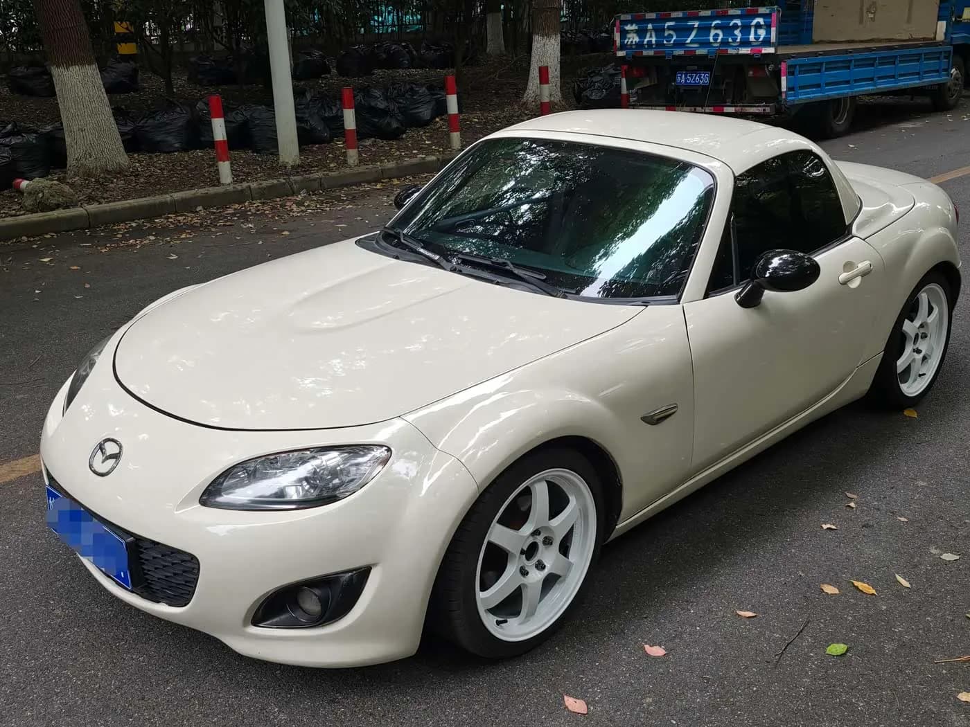 Mazda MX-5 2.0