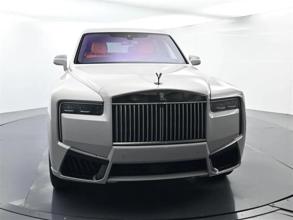 Rolls-Royce Cullinan BADGE — фото 1