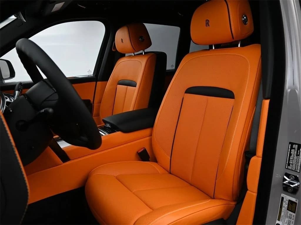 Rolls-Royce Cullinan BADGE