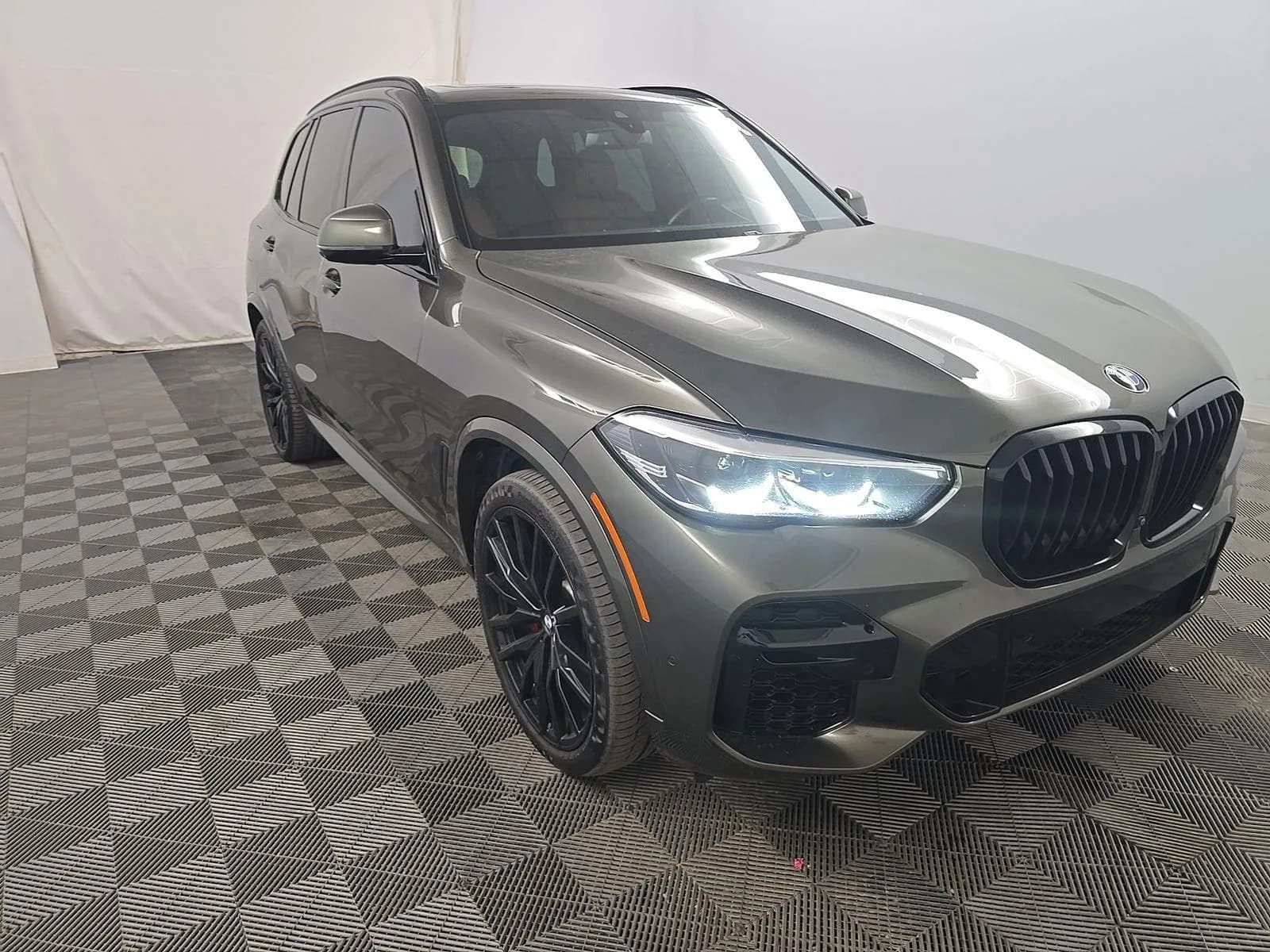 BMW X5 Sdrive40i — фото 3