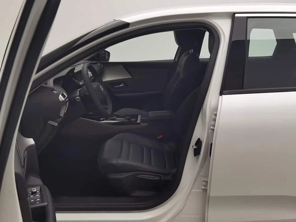 Citroen C5 X 1.6T Overseas Edition