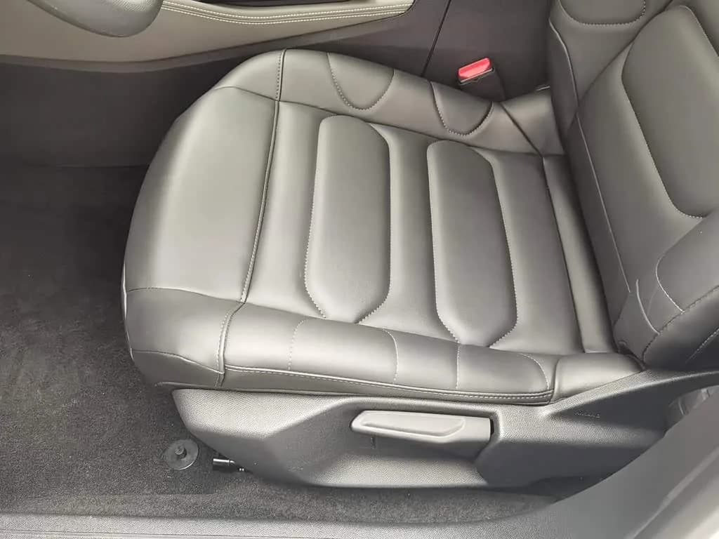 Citroen C5 X 1.6T Overseas Edition