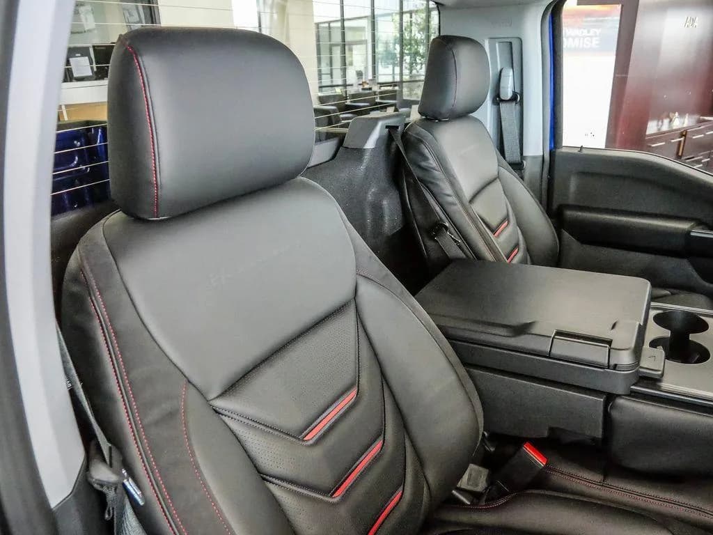 Ford F-150 XL Hennessey Venom 800