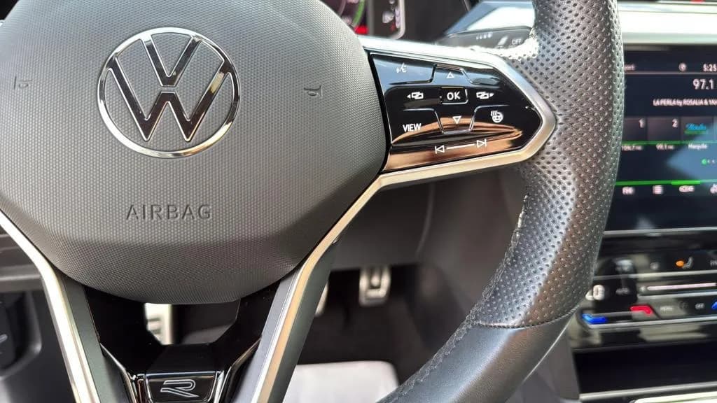 Volkswagen Arteon 2.0T SEL R-Line