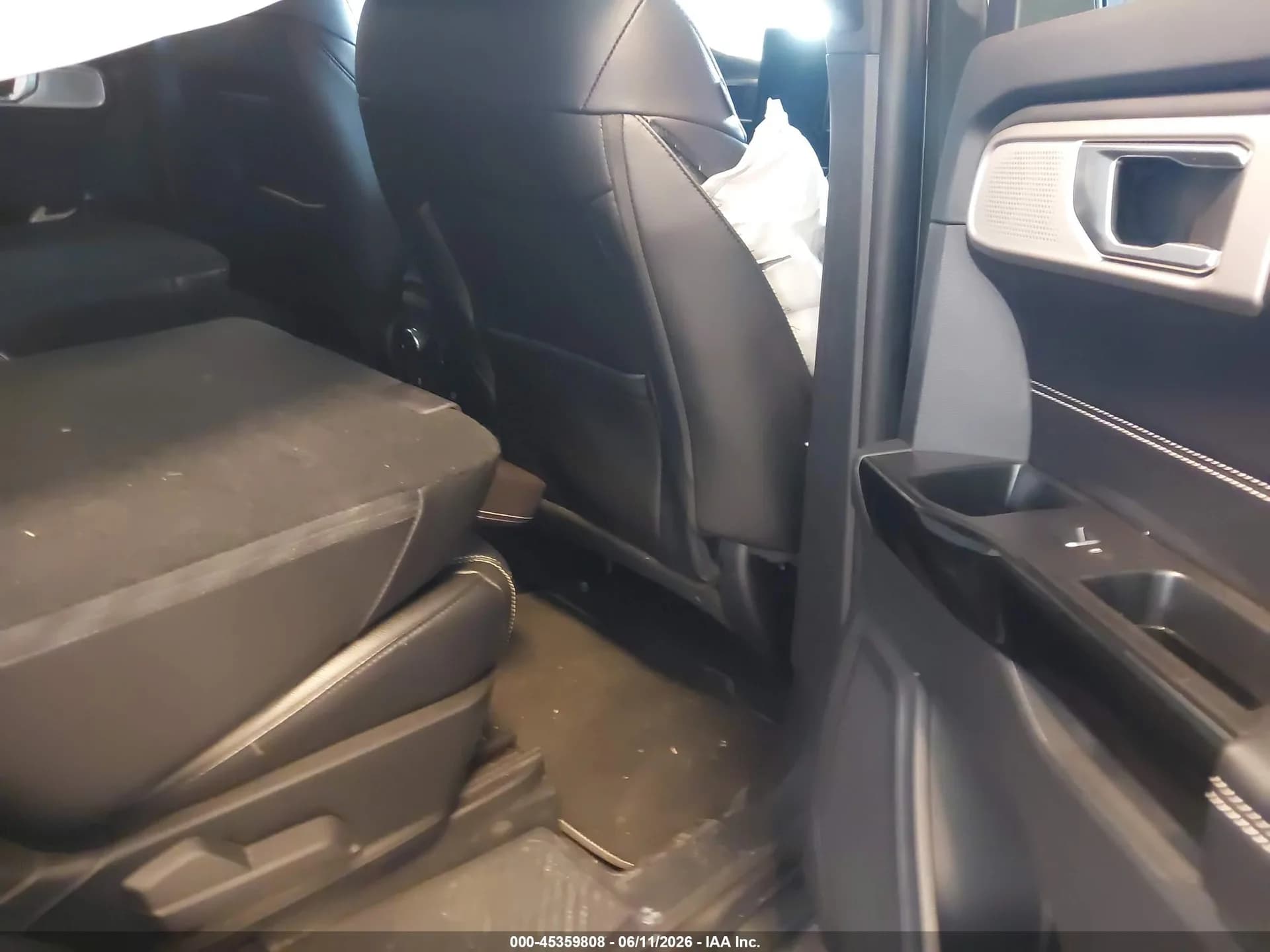 FORD EXPLORER St
