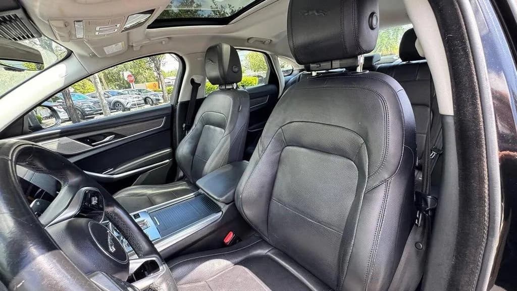 Jaguar Xf SE p250 automatic