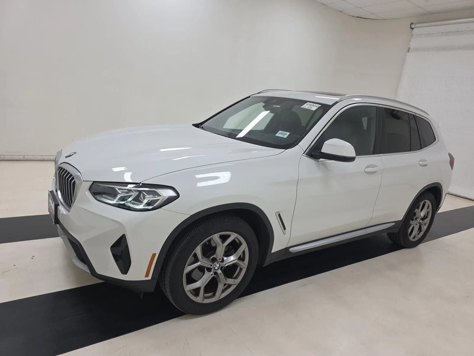 BMW X3 Sdrive30i — фото 1